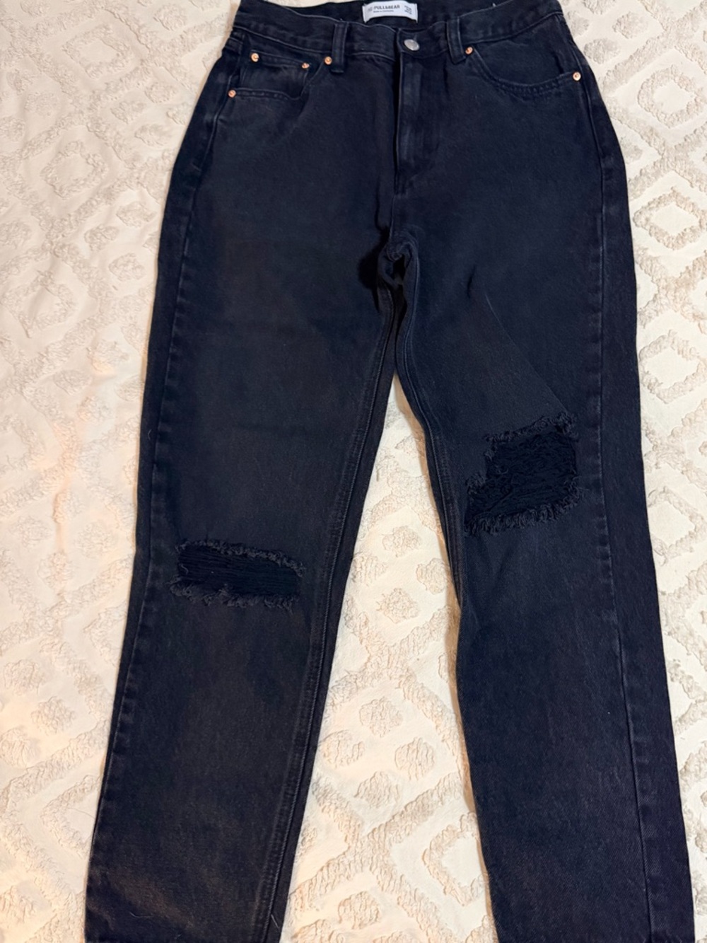 High-Rise Black Distressed Pull&Bear Jeans  Size 6               #502